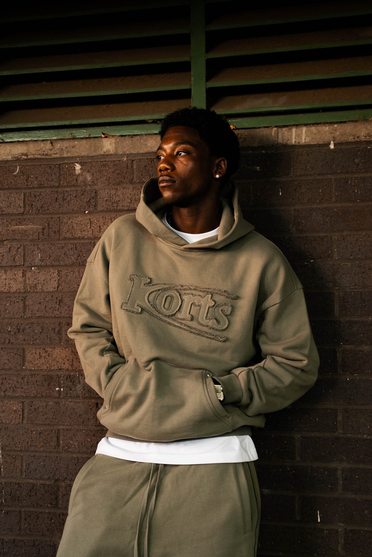 KORTS PATCHWORK HOODIE | KHAKI