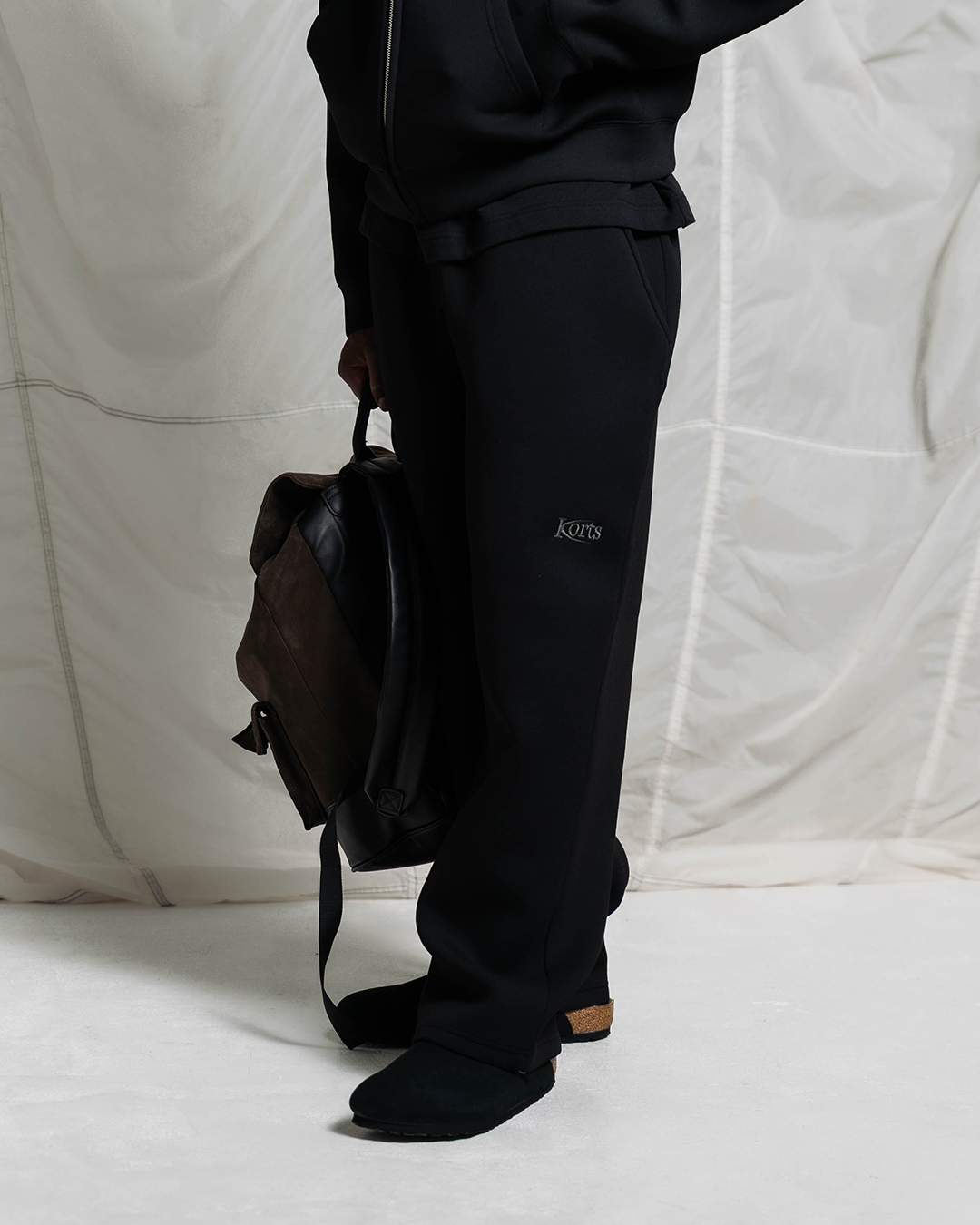 KORTS DAILY SCUBA BAGGY JOGGER | BLACK
