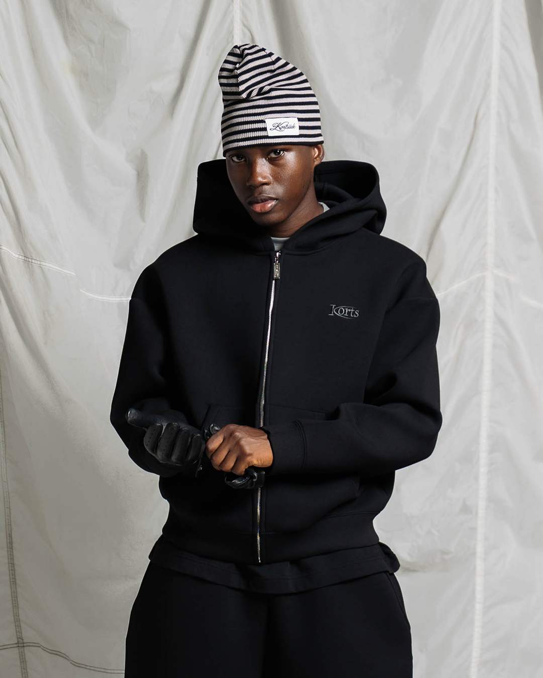 KORTS DAILY SCUBA ZIP-UP HOODIE | BLACK